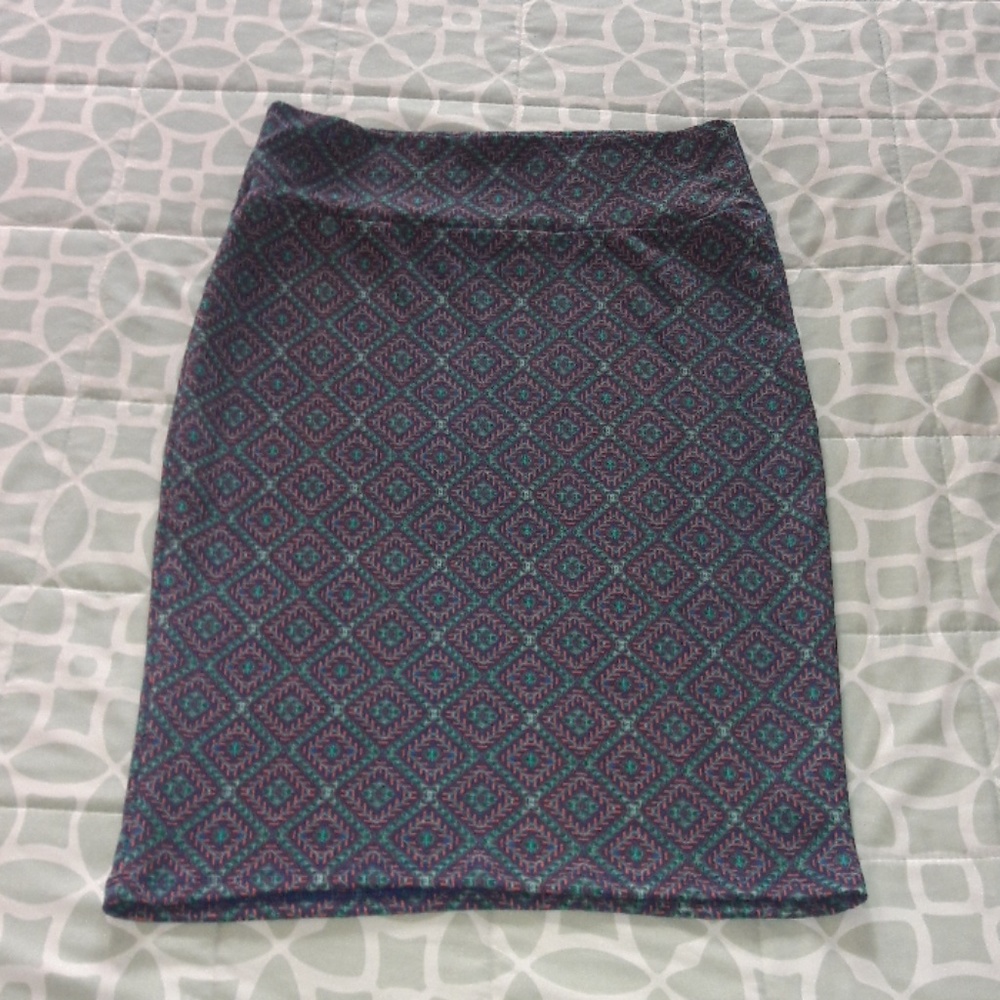 Lularoe Cassie size medium